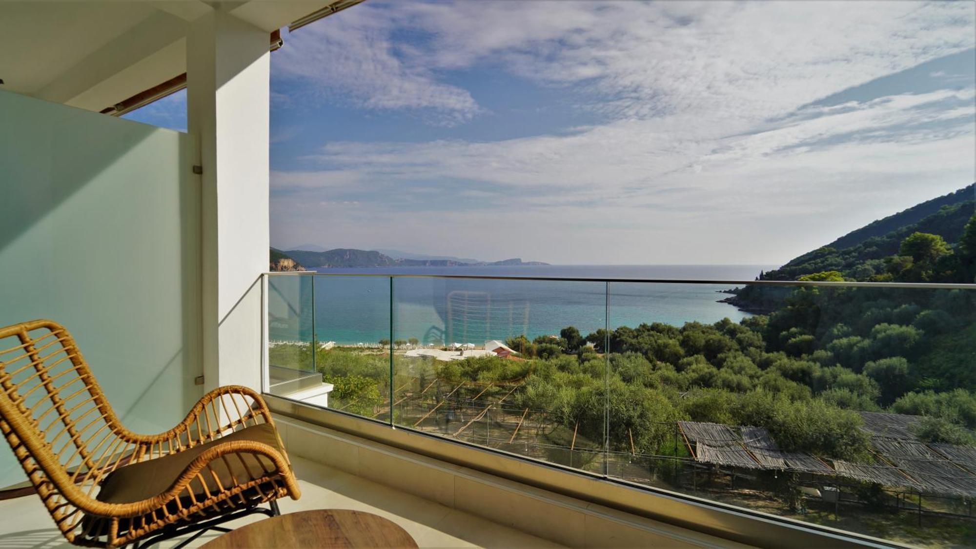 Enjoy Lichnos Bay Village, Camping, Hotel And Apartments Parga Exterior photo